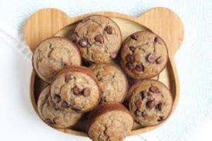 3. healthy banana chocolate chip muffins