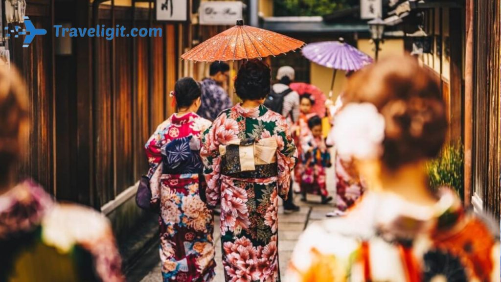 THE NUMBER OF FOREIGN TOURISTS IN JAPAN CONTINUES TO RISE